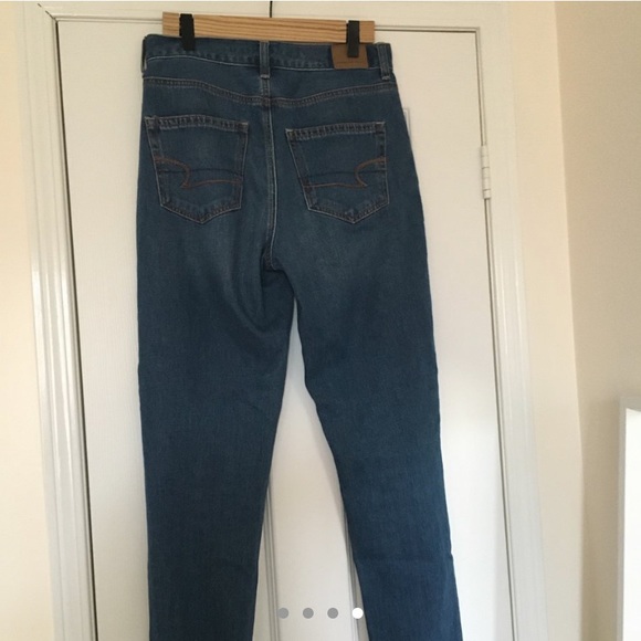 American Eagle Boyfriend Jeans - Picture 4 of 4